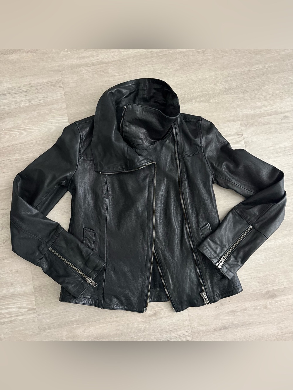 All Saints Vintage Black Leather Asymmetric Zip Jacket - Picture 2 of 16